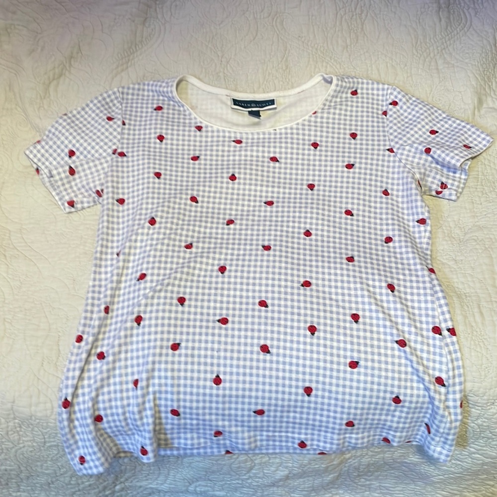 lady bud tee